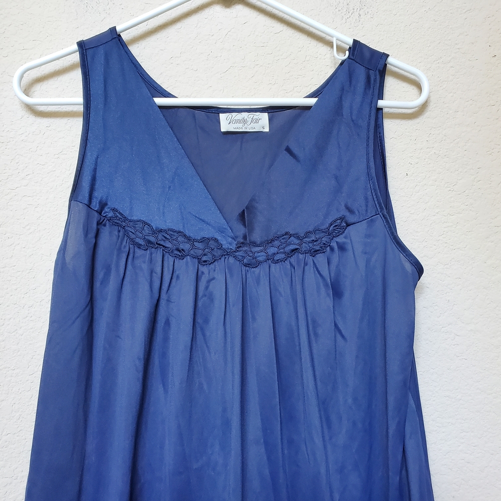 Vanity Fair Navy Blue Nylon Slip Chemise Nightgown.  Size Small - Picture 2 of 6